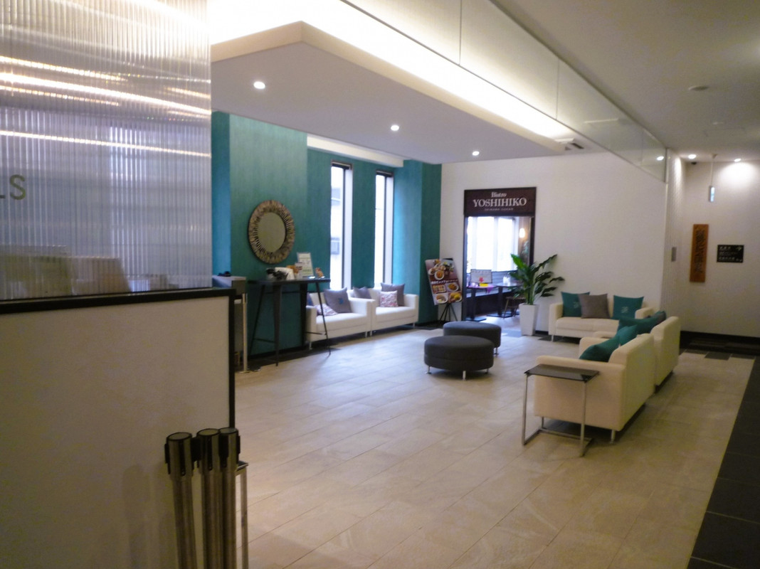 ロビー・レストランの眺め