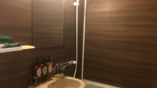 ダブルルーム ダブルベッド 1 台 禁煙 窓なし