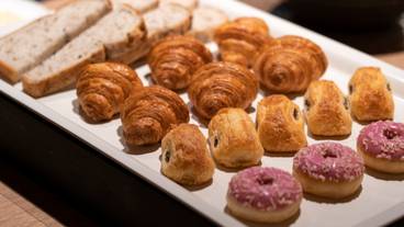 朝食ブッフェのパン / 5