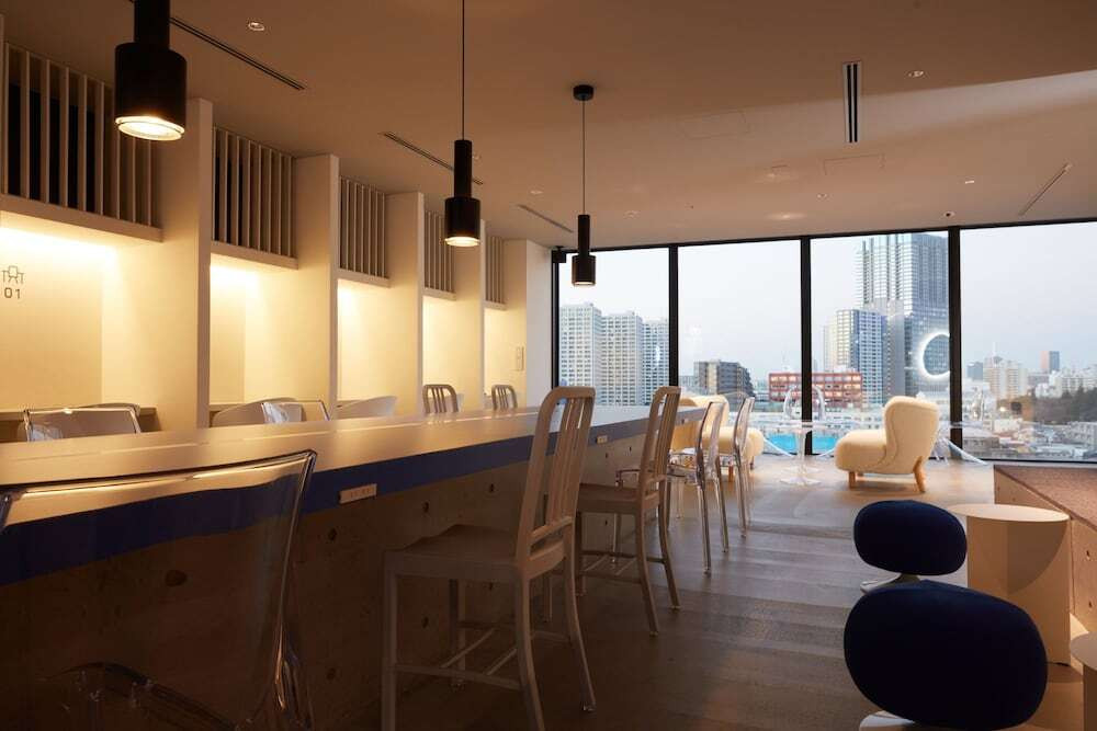 ロビーラウンジ