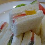 パーラーシシド（パーラーシシド）