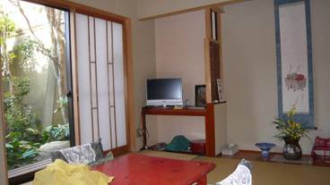 客室内のダイニングエリア / 15