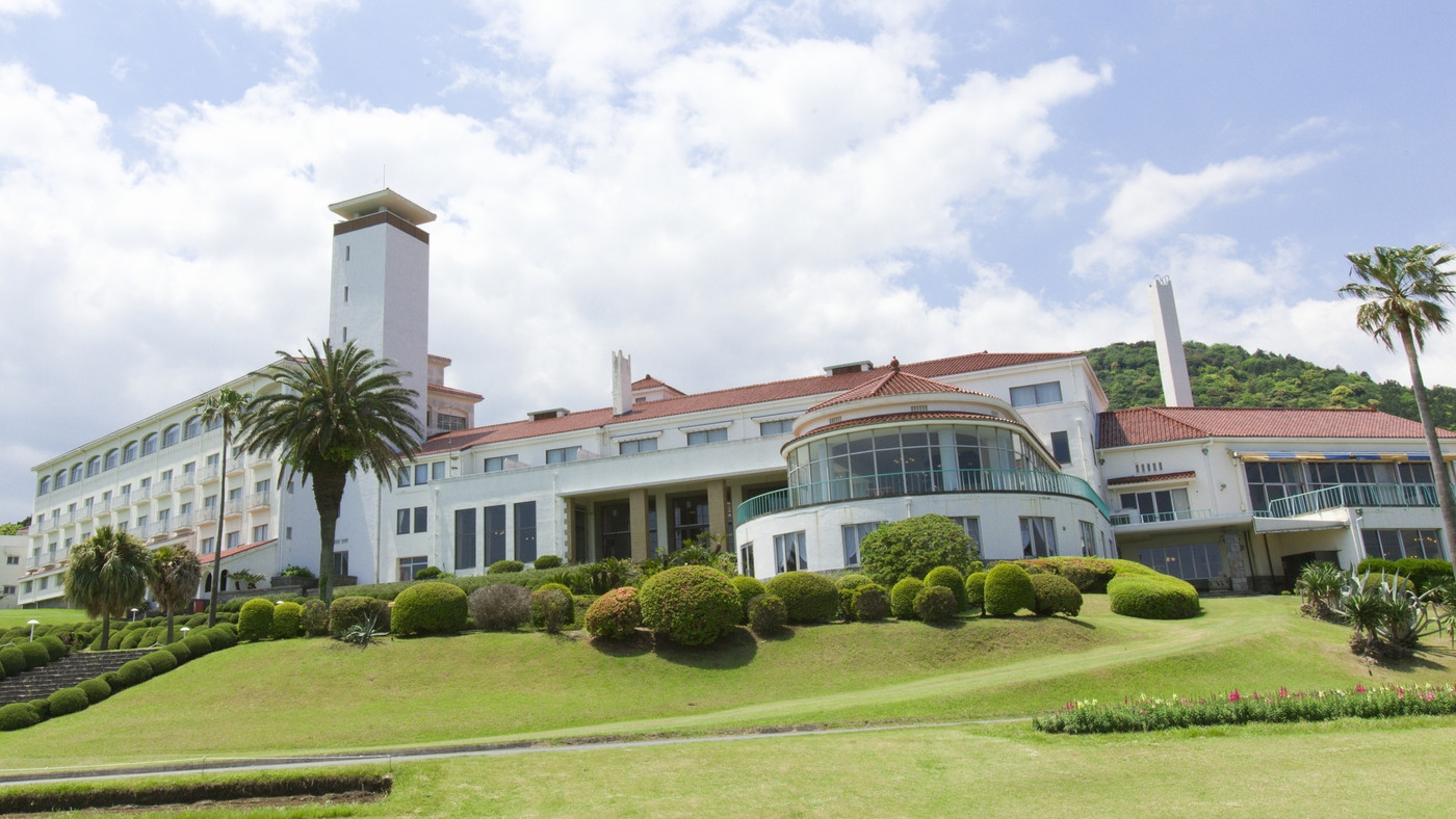 静岡を代表する老舗ホテルでシックな1日を。3915071