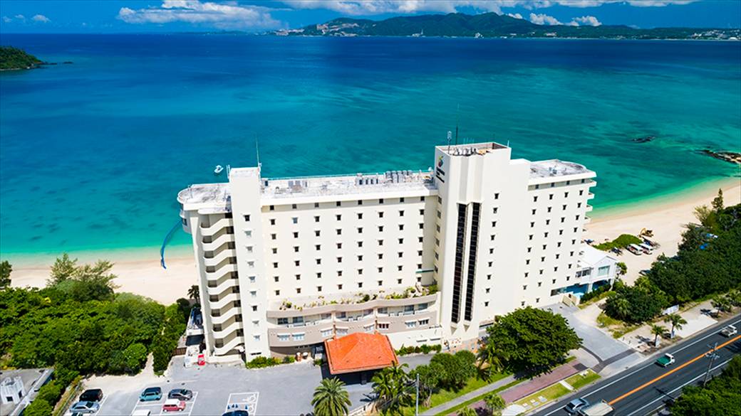 かねひで喜瀬ビーチパレス外観 / 1