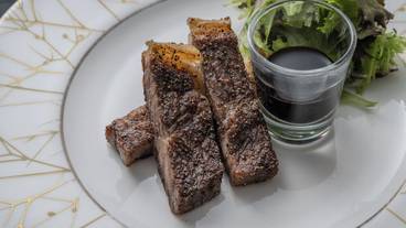 食事・飲み物 / 8