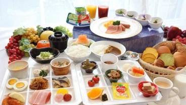 朝食ビュッフェ / 3