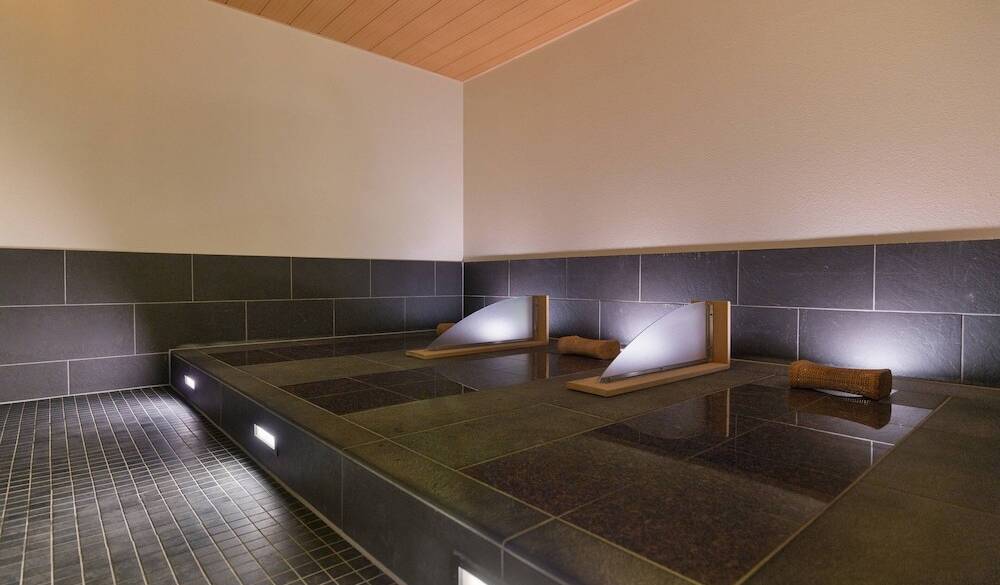 大浴場・スパで
解放感を味わう / 2