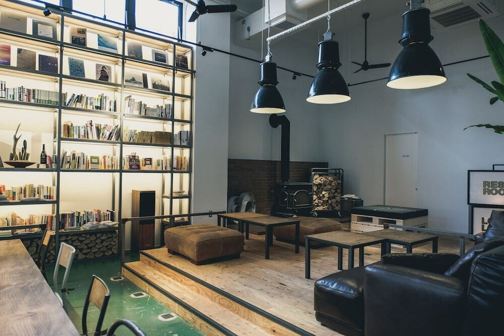 北海道の名店が手がける、コーヒーの香りただよう空間4261538