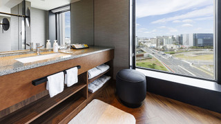 ジュニア スイート ベッド (複数台) 禁煙 エアポートビュー (2名利用)