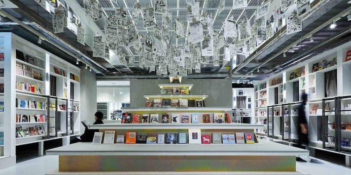 BOOK AND BED TOKYO 心斎橋店（大阪府 カプセルホテル） / 1