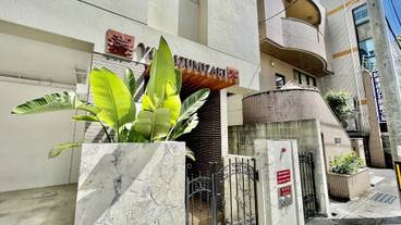 施設の入り口 / 4