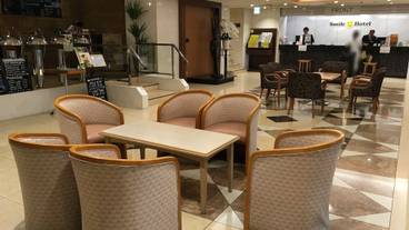 ロビーラウンジ / 2