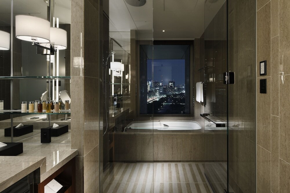 伝統と革新が光る大人のためのラグジュアリー空間3908080