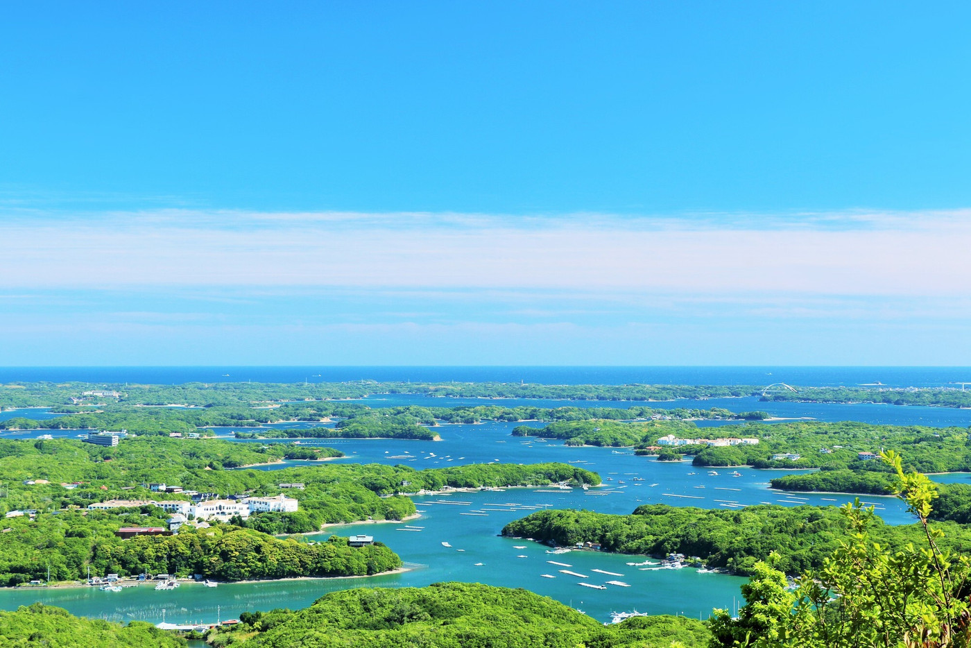 三重県　青空の英虞湾