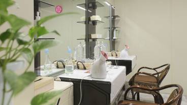  女性専用個室パウダールーム / 8