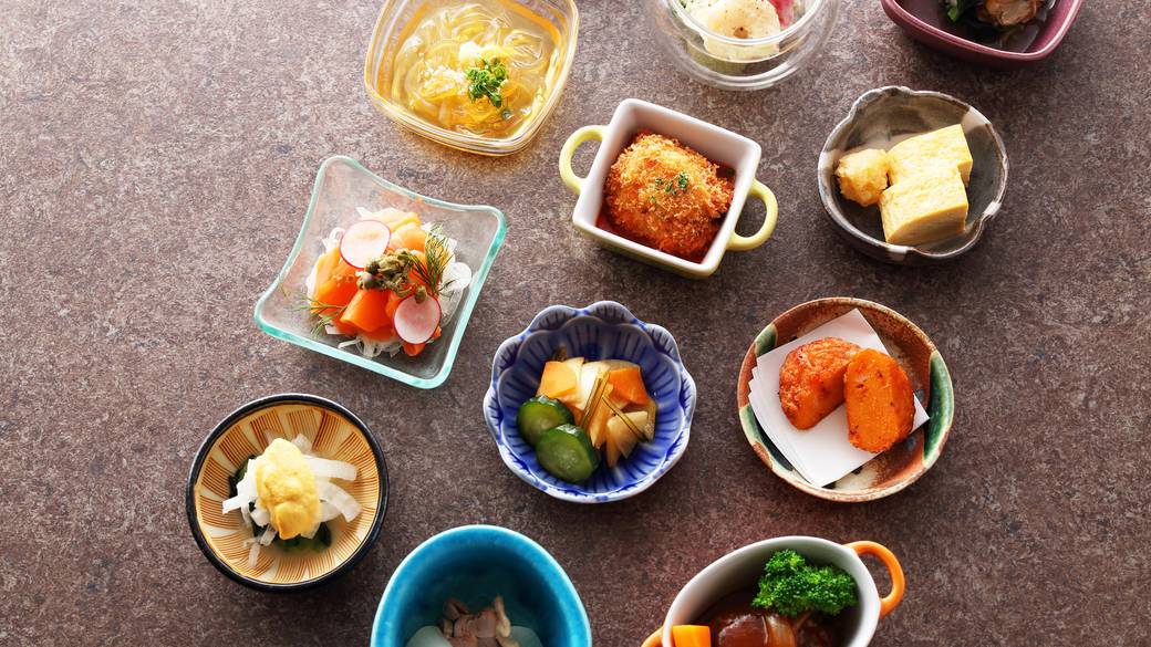 「銀座朝食ラボ」で
小鉢ブッフェに舌鼓 / 4