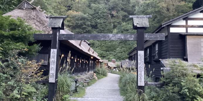 乳頭温泉郷 秘湯 鶴の湯温泉（秋田県 旅館） / 1