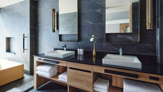 プレミアム ルーム クイーンベッド 2 台 (Appi Kogen View)