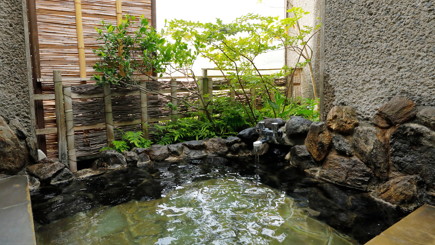 創業約100年の趣ある純和風の老舗旅館！グループ旅館の湯めぐりも可能4005444