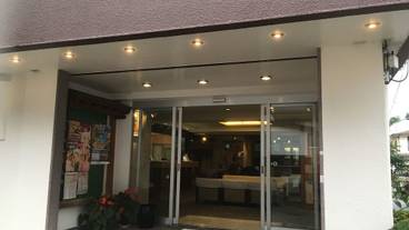 施設の入り口 / 22