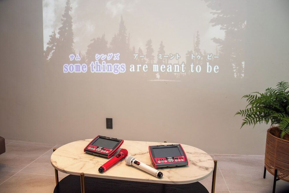 カラオケ ルーム