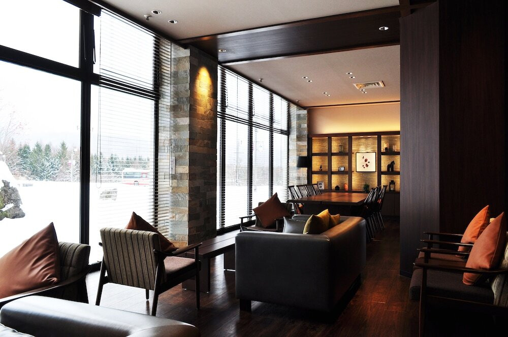 ロビーラウンジ