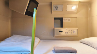 カプセルツインルーム [リノベーション] 共用バスルーム 禁煙