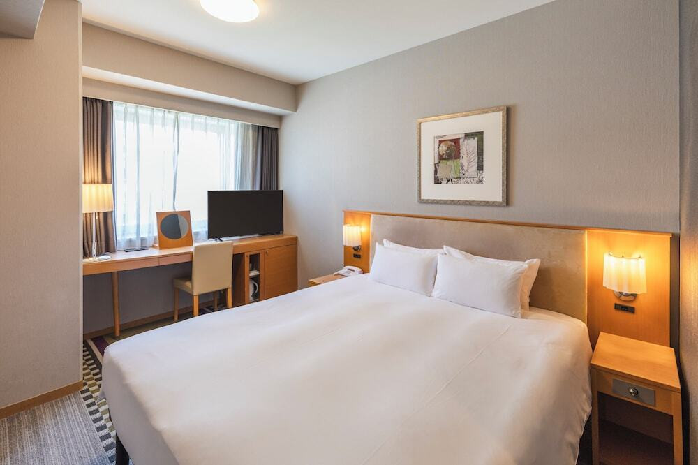 3．ホテルサンルートプラザ新宿4283024