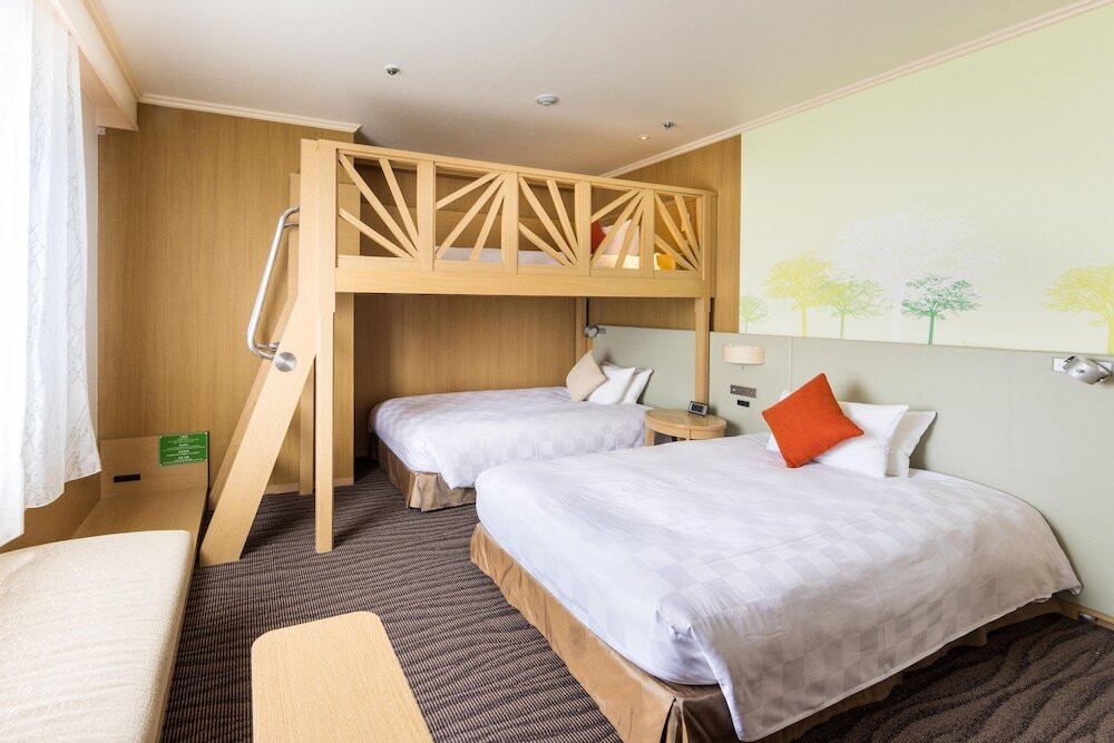 ダブルデッキルーム①