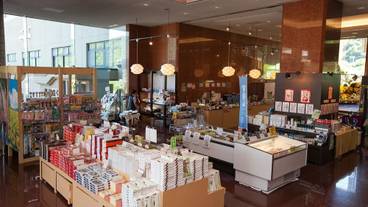 ファミリーマート　エンゼルグランディア越後中里店 / 8