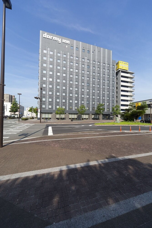 施設の正面