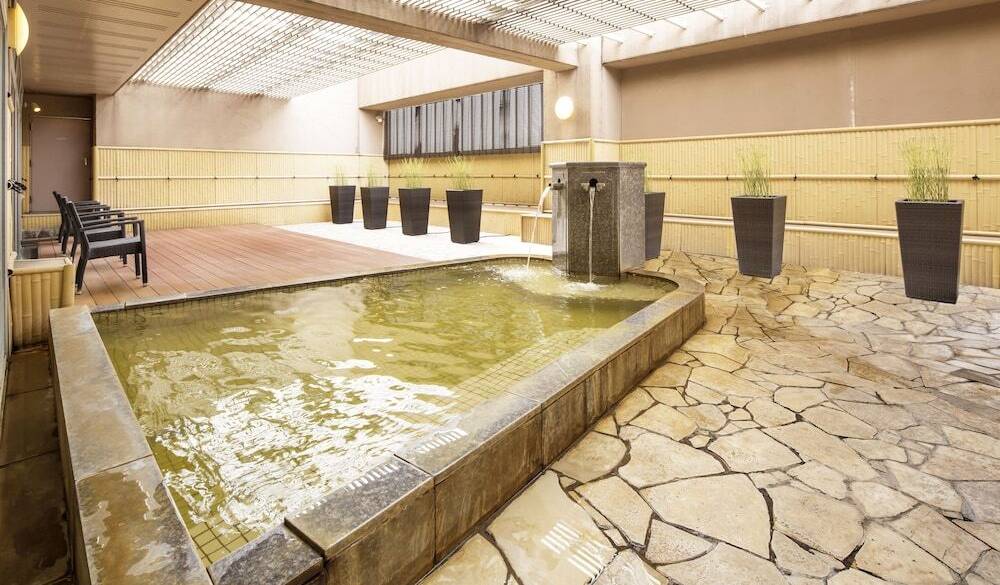 広々とした内湯 / 3