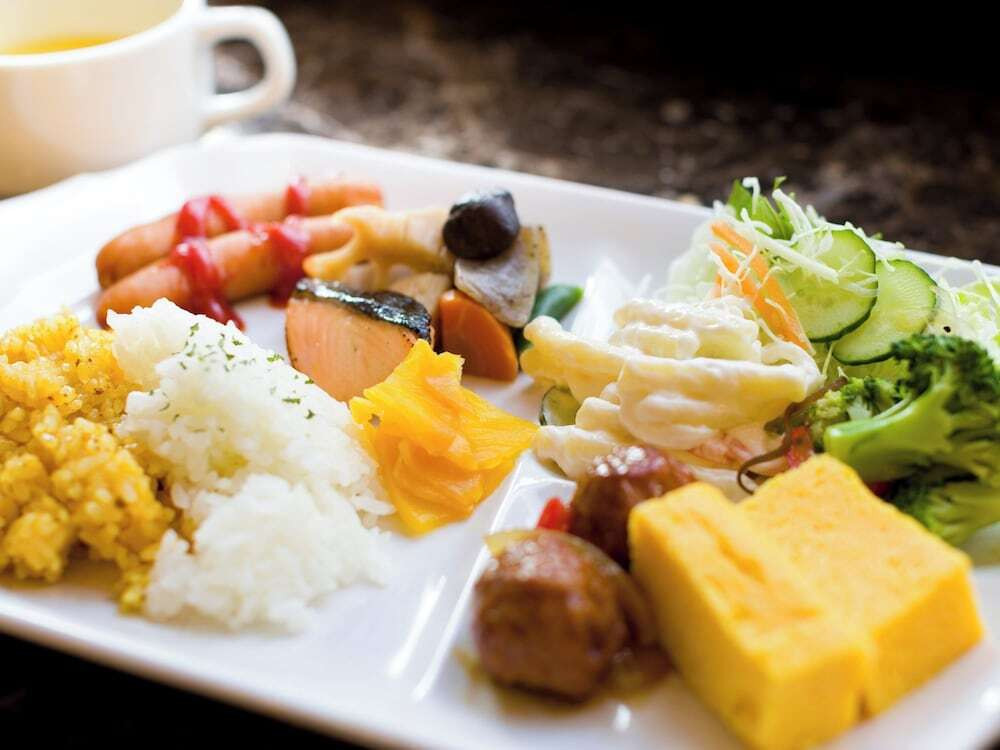 朝食