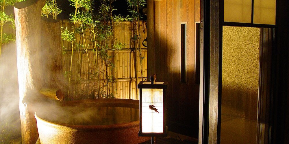 露天風呂や庭園を2人占め。閑静な場所に佇む自然と調和したお宿3567541