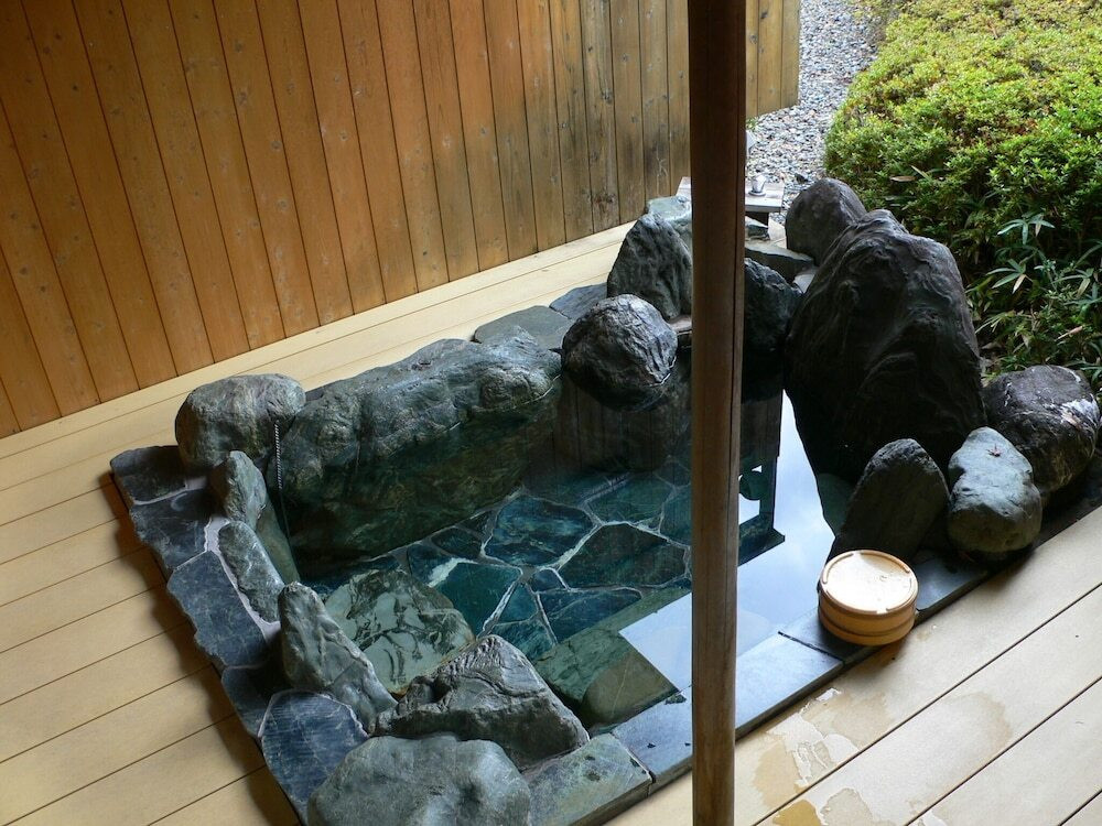 趣のある客室露天風呂でほっこり。大浴場&貸切風呂で湯巡りも◎4259230