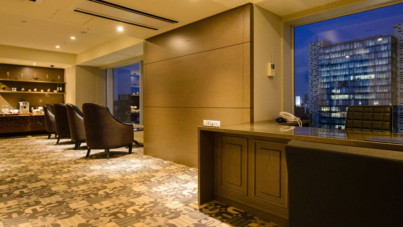 夜はシモンズ社ベッドにダイブ！贅沢なひとときが過ごせるデザイナーズホテル4258215