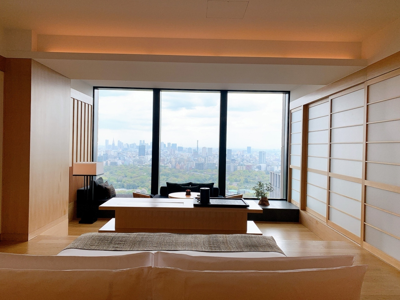 空間を贅沢に使った和風のお部屋4258494