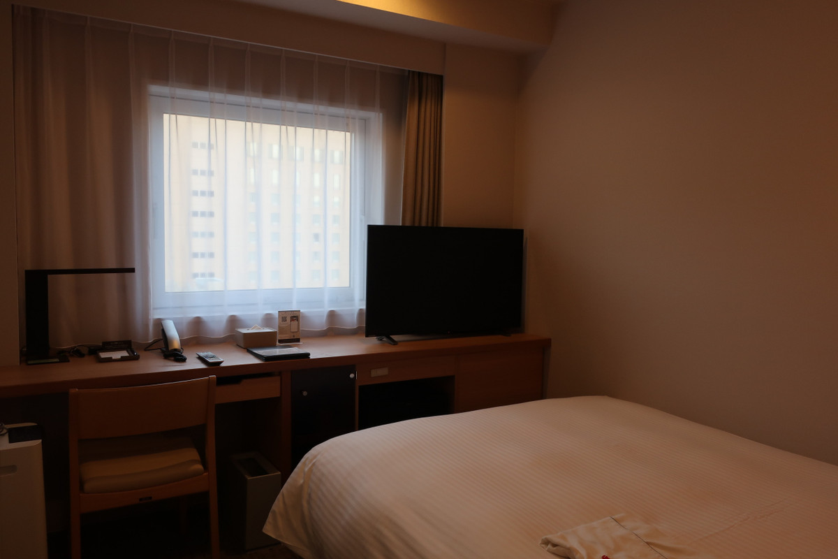 普通のビジネスホテル、ビジネスパーソンも多い