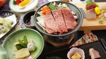 食事・飲み物 / 3