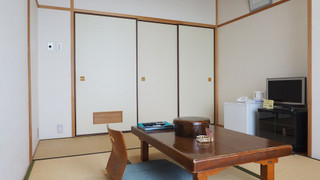 [本館] 和室６畳 / トイレ付 / 禁煙 / WiFi接続可