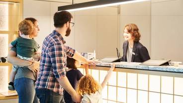 フロント / 6