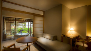 【新・露天風呂付・洋室】〈海側・禁煙客室・42㎡〉