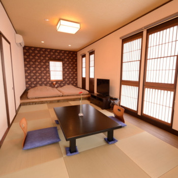 手荷物ゼロの旅!?1日2組限定の全室露天風呂付き旅館4244238