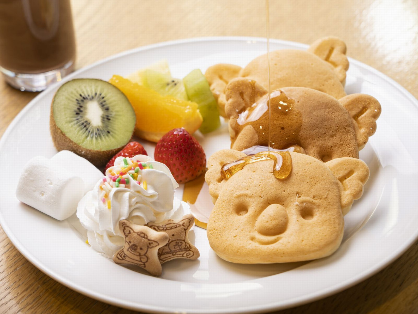 お部屋や朝食ビュッフェにあのキャラクターが！みんなが笑顔になるホテル4250694