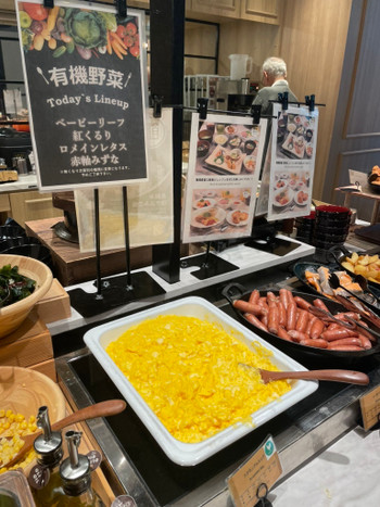 「スーパーホテルプレミア 東京駅八重洲中央口」 料理 239960208 スクランブルエッグはふわふわ