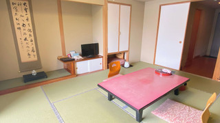 和室10畳 レイクビュー [禁煙] 4~8階 (レストランでの朝夕食)