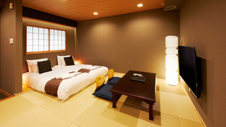 専用玄関付モダン和室 禁煙 (31sqm)