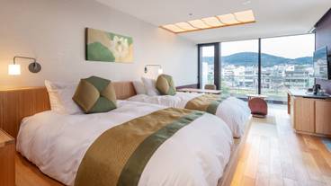 River Balcony Premium Double 2 / 1