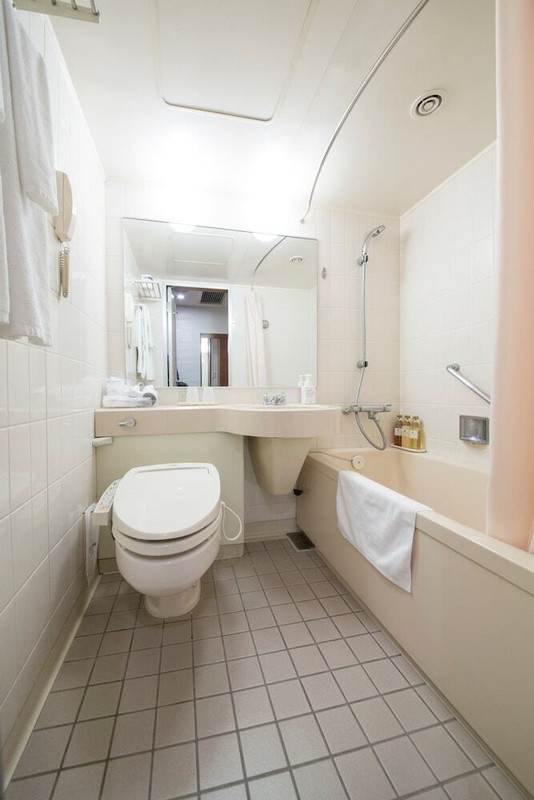 バスルームのシャワー