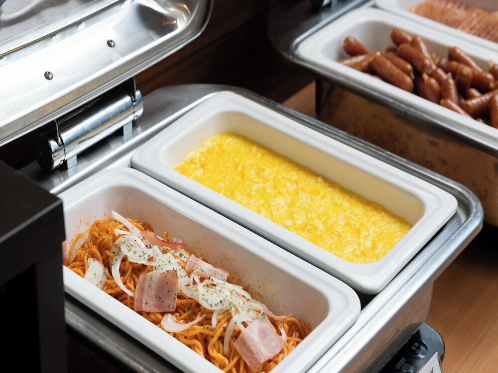 朝食